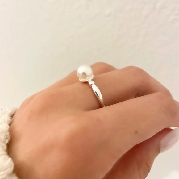 925 Sterling Silver Pearl Ring Minimalist Dainty Ring Pearl Accent Ring - Picture 8 of 9